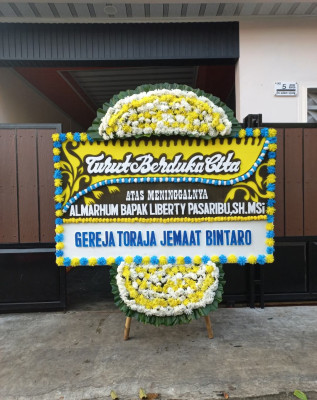 Papan Bunga Duka di Cipamekar
